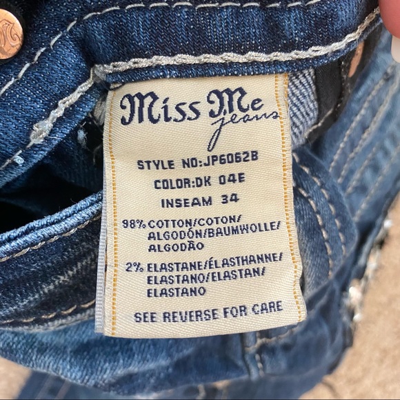 MISS ME  | STAR STUDDED PEACE SIGN BOOT CUT JEANS  SZ 26 - Picture 13 of 13